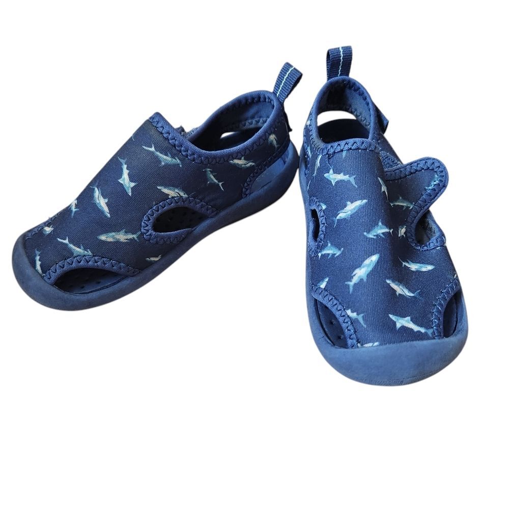 OshKosh B'Gosh Shark Print Water Aquatic Shoes Size 7 Navy Blue